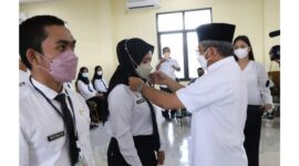 (Gubernur Sulbar Ali Baal Masdar membuka Pelatihan Dasar Calon Pegawai Negeri Sipil (Latsar CPNS), foto: hms)