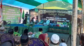 (ketua DPRD Sulbar, Suraidah Suhardi memberikan sambutan pada tabligh Akbar dirangkaikan milad ponpes darul abror toabo, foto: Ll)
