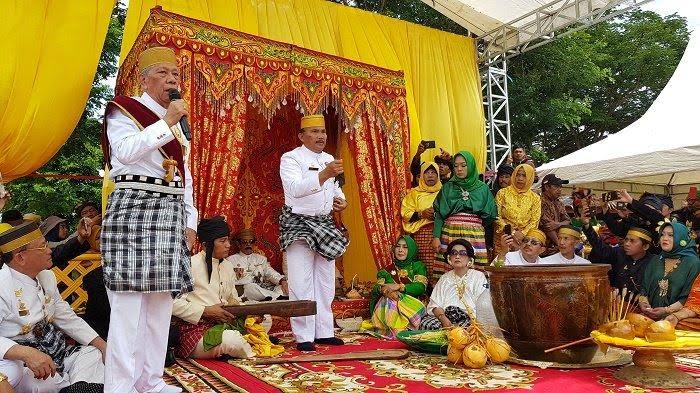 Proses Ritual Mansossor Manurung