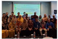 Kabid Kesmas Dinkes Sulbar dan Kepala Labkesda hadiri pertemuan pembinaan jejaring Labkesmas di Makassar, foto: dok.Dinkes Sulbar