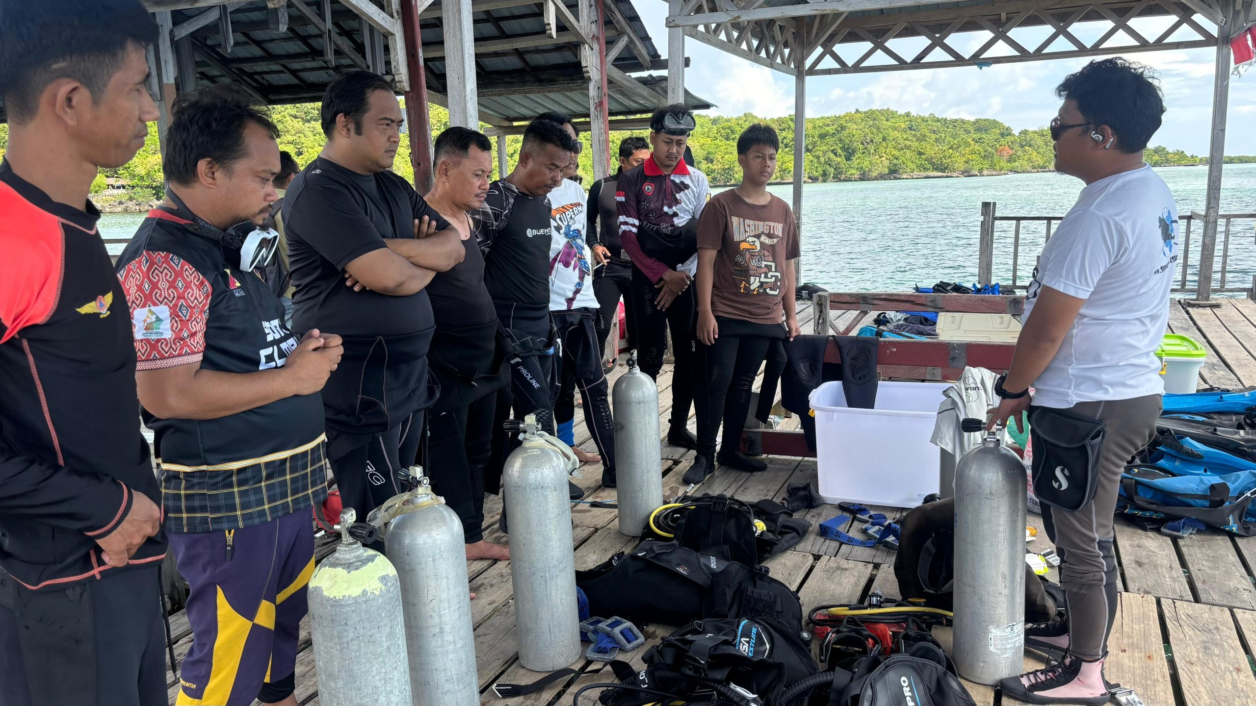 Dokumentasi kegiatan peserta pelatihan selam disparbud mamuju