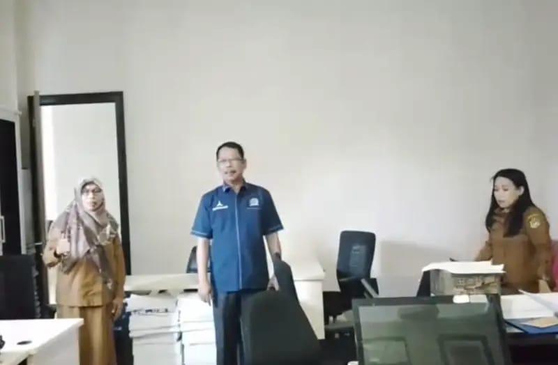 Ketua DPRD Mamuju Syamsuddin Hatta saat melakukan sidak, dok.istimewa