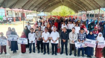 Bupati Arsal Aras Serahkan Beasiswa Kuaat Sebanyak 162 Penerima di Kec.Pangale